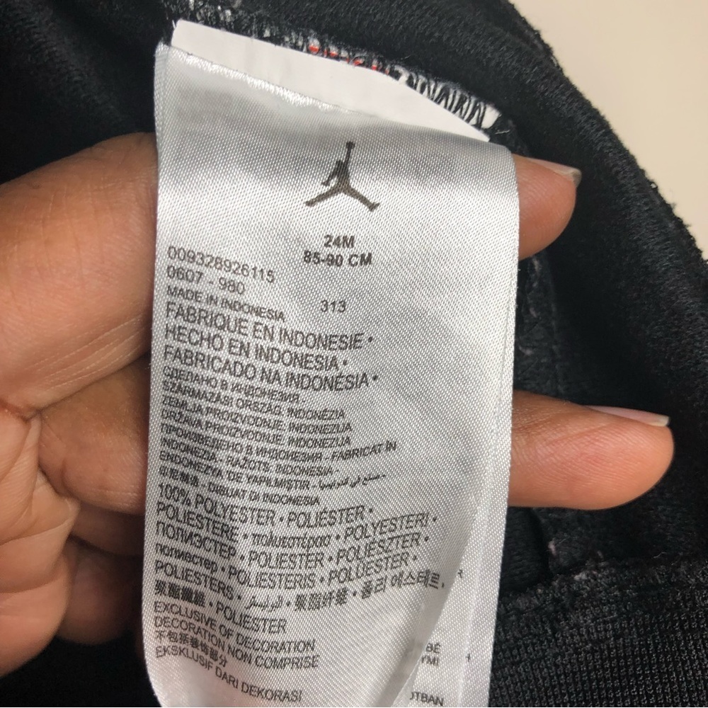 Nike Air Jordan Boys Zip Front High Collar Sweat Shirt SZ 24M - Picture 7 of 13